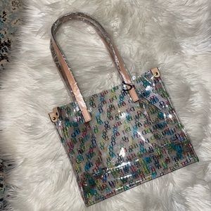 Dooney & Bourke